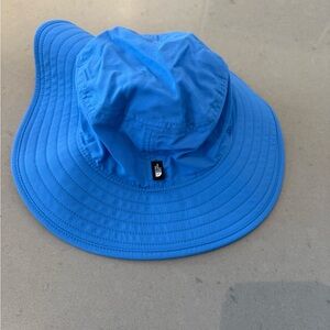 BNWOT North Face Blue Brimmer sun Hat